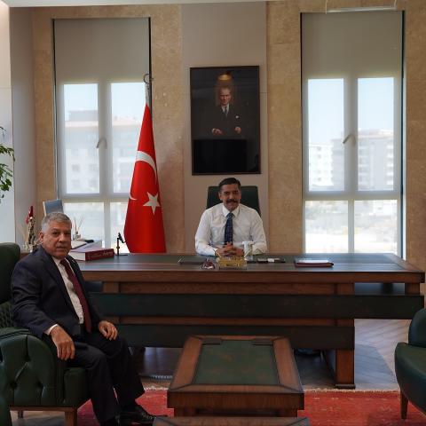 Öztekin'den Gaziantep Valiliği Yeni Hizmet Binasına Ziyaret