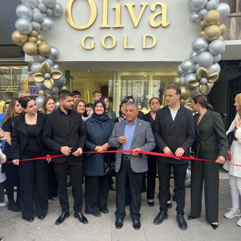 BAŞKAN ÖZTEKİN YENİ İŞLETME AÇILIŞINA KATILDI