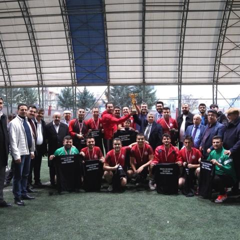 Oğuzeli Belediyespor Kurumlararası Turnuvayı Şampiyon Olarak Tamamladı