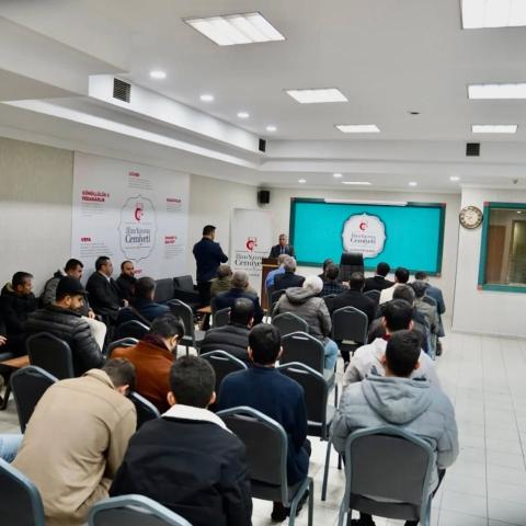 Bekir Öztekin, İlim Yayma Programında Konuştu