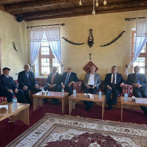 BAŞKAN ÖZTEKİN, ESKİ MİLLETVEKİLLERİ İRFAN KAPLAN VE HASAN ÖZDEMİR’İ OĞUZELİ’NDE AĞIRLADI